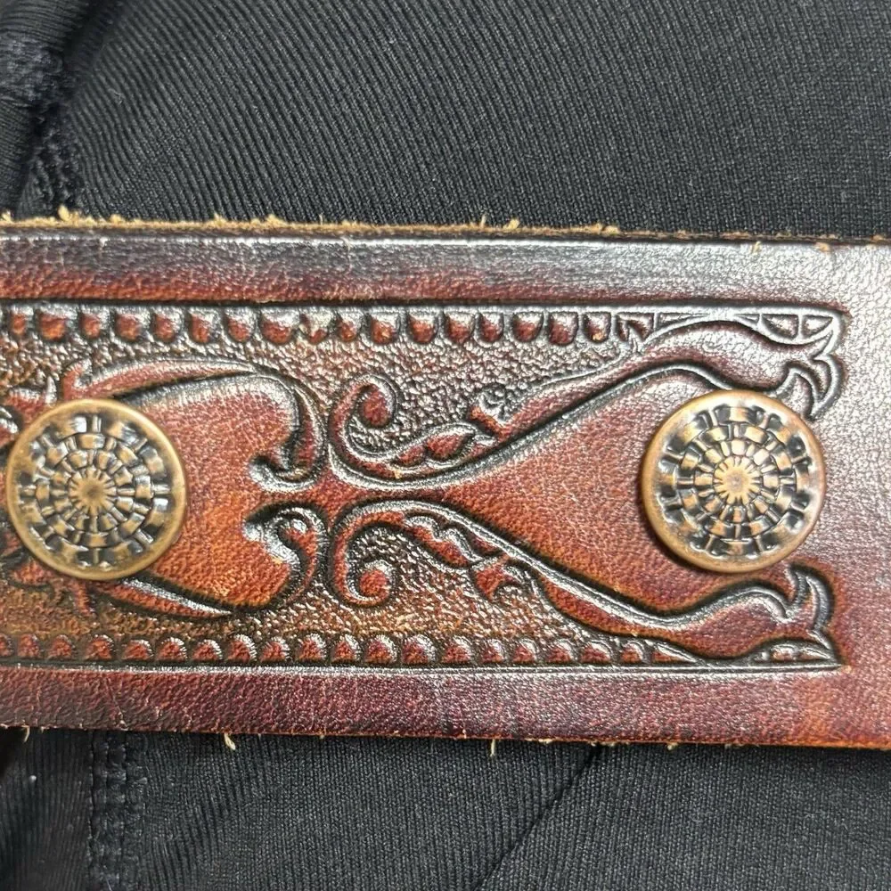 Vintage Bergamot‎ Bowhunter Reward Pewter Belt Buckle Leather Western Tooled USA